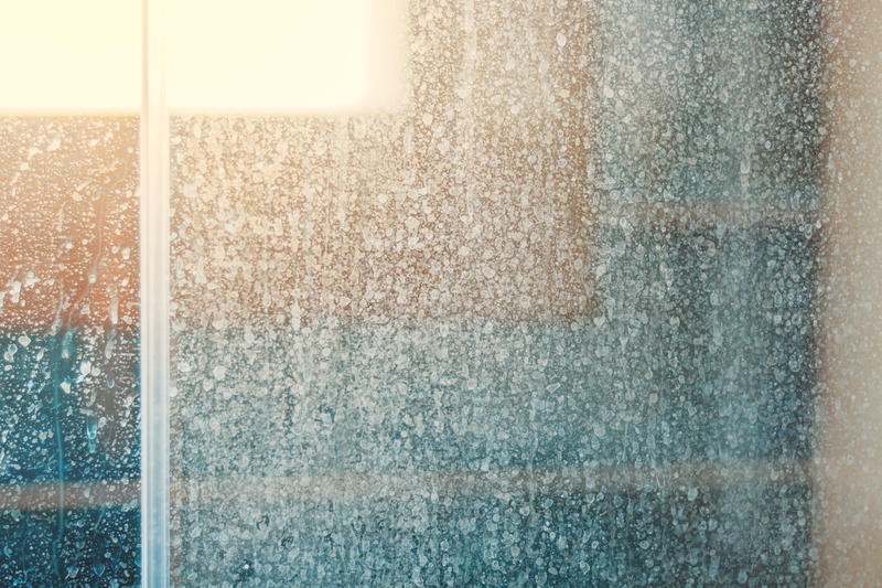 Removing Hard Water Stains 